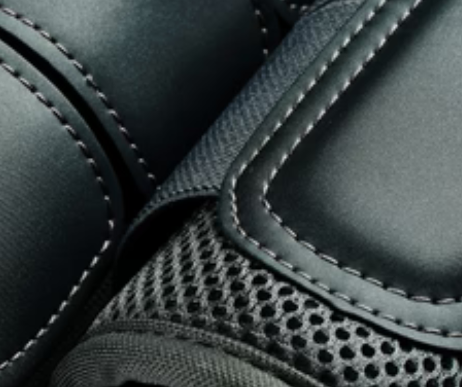 ZAYZAA Mesh Brushing Boots